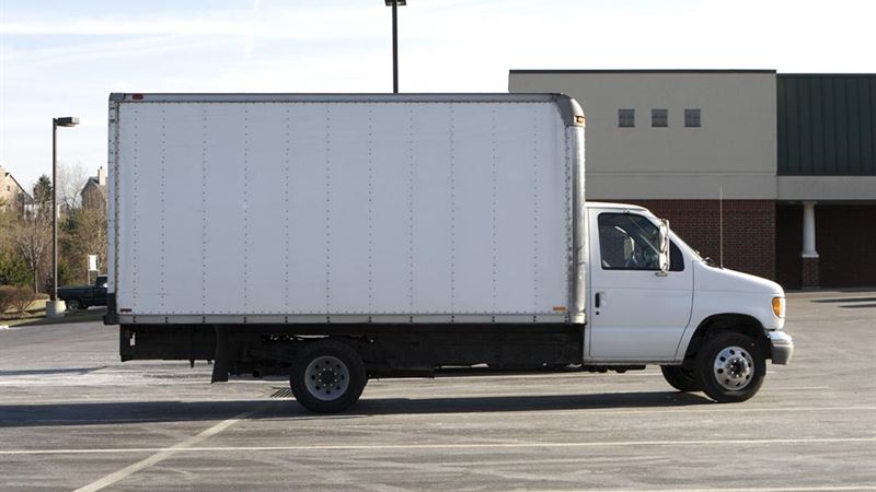 Comprehensive Guide to Modern Box Trucks: Features, Types, and Industry Applications