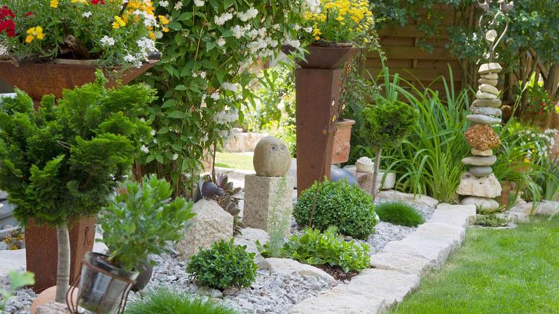 Exploring Wyevale Gardens and Their Landmark Waverley Lanes