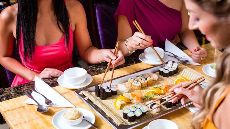 Smart Strategies to Save Money When Dining Out