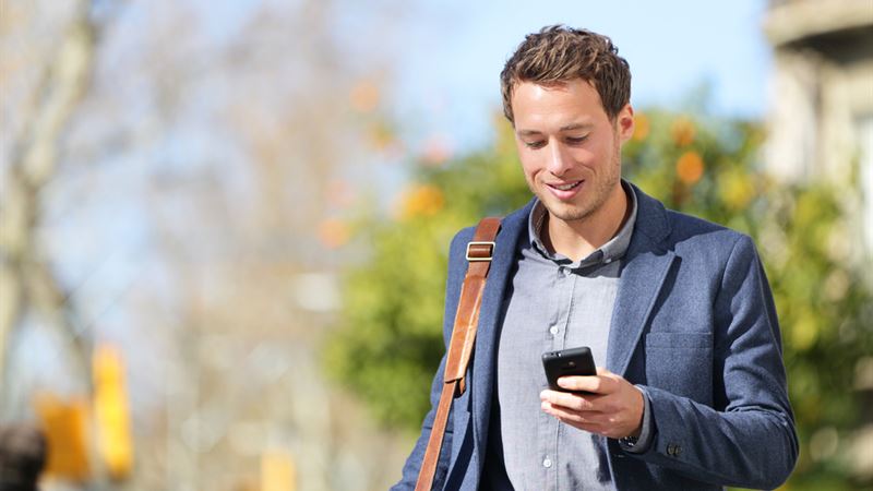 Understanding the Health Risks Associated with Extended Smartphone Usage
